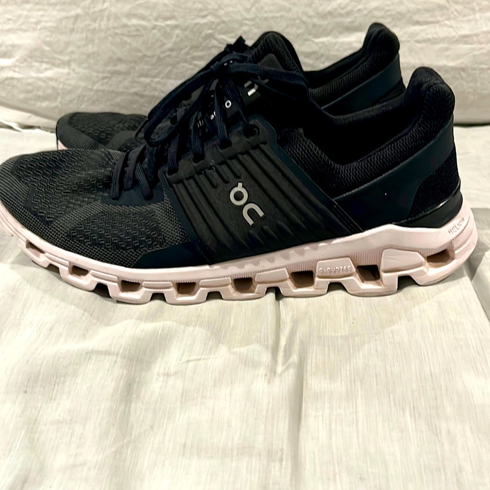 Mens OC tennis shoes